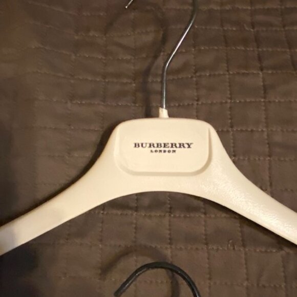 Burberry suit hangers (x2) - Picture 2 of 2